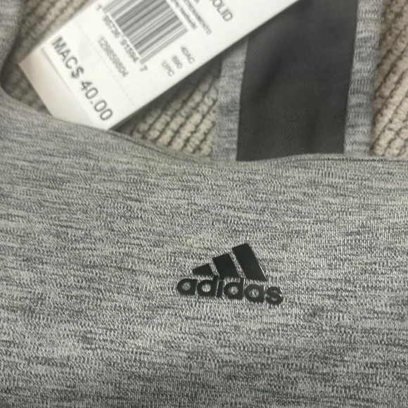 Adidas sports bra medium support. Padded brand new with tags still attached - Picture 2 of 4
